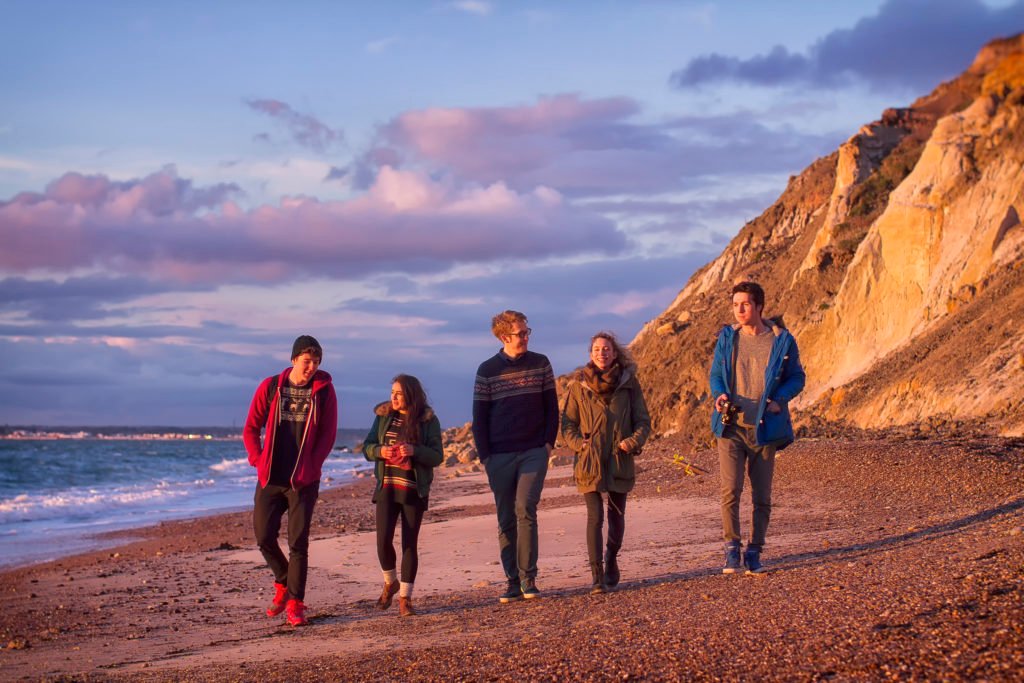 Alum Bay Callux, Chai, Ebony Day, Sarah Close, Ewan Edinger - VIoW